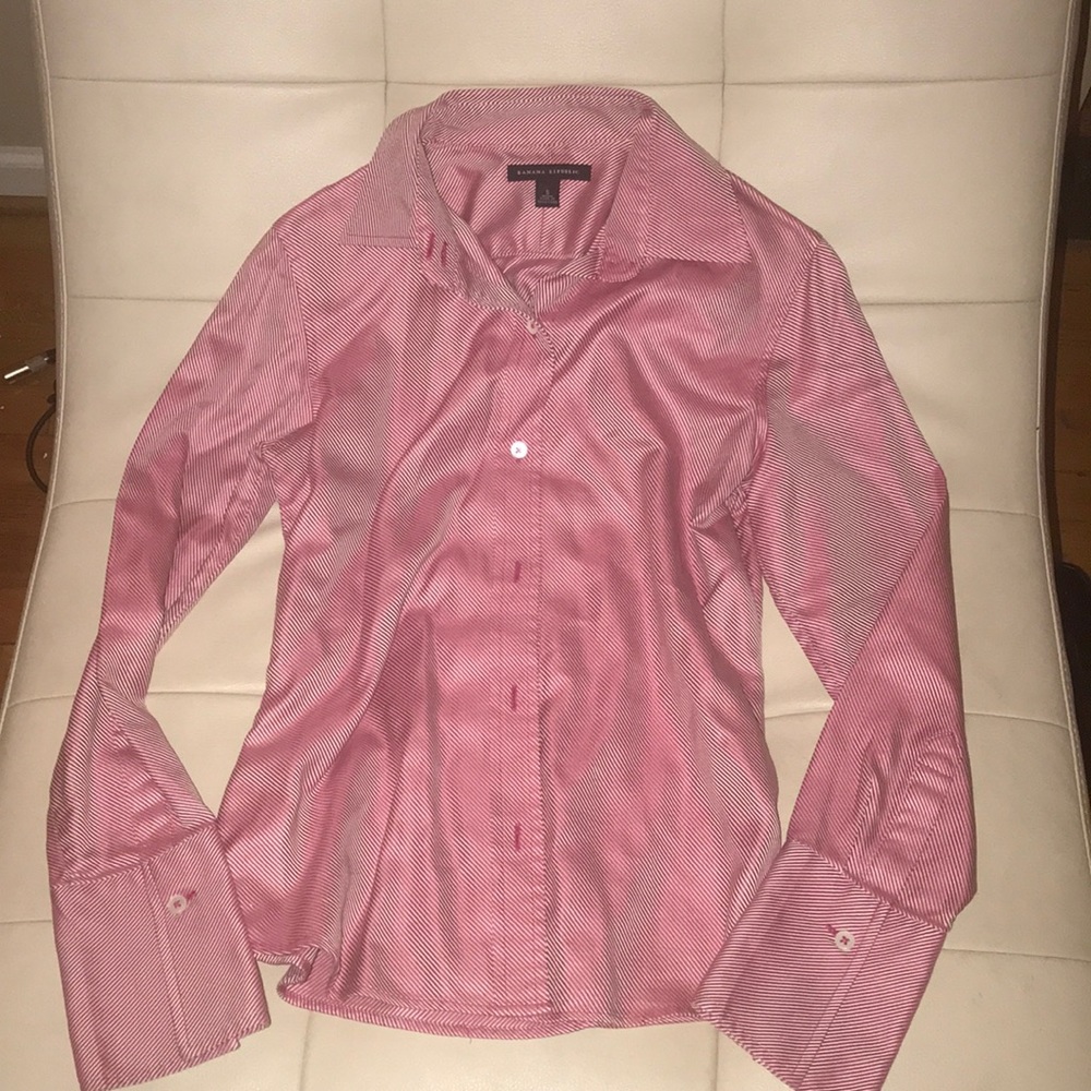 Women’s banana republic button down small shirt